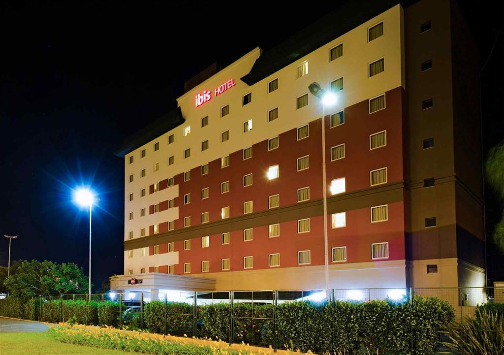 Ibis Porto Alegre Aeroporto Hotel Exterior foto